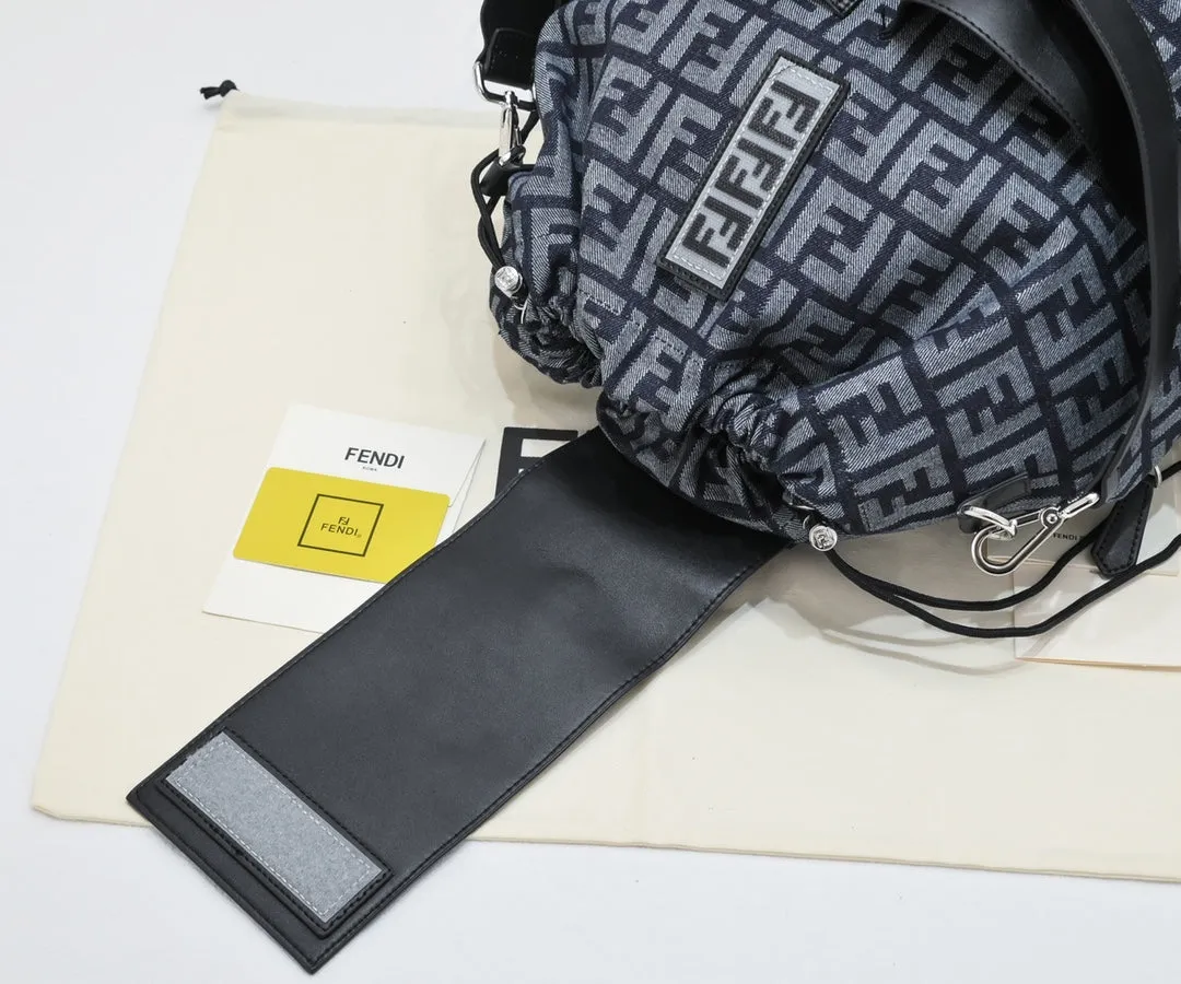 3 colors-large capacity backpack