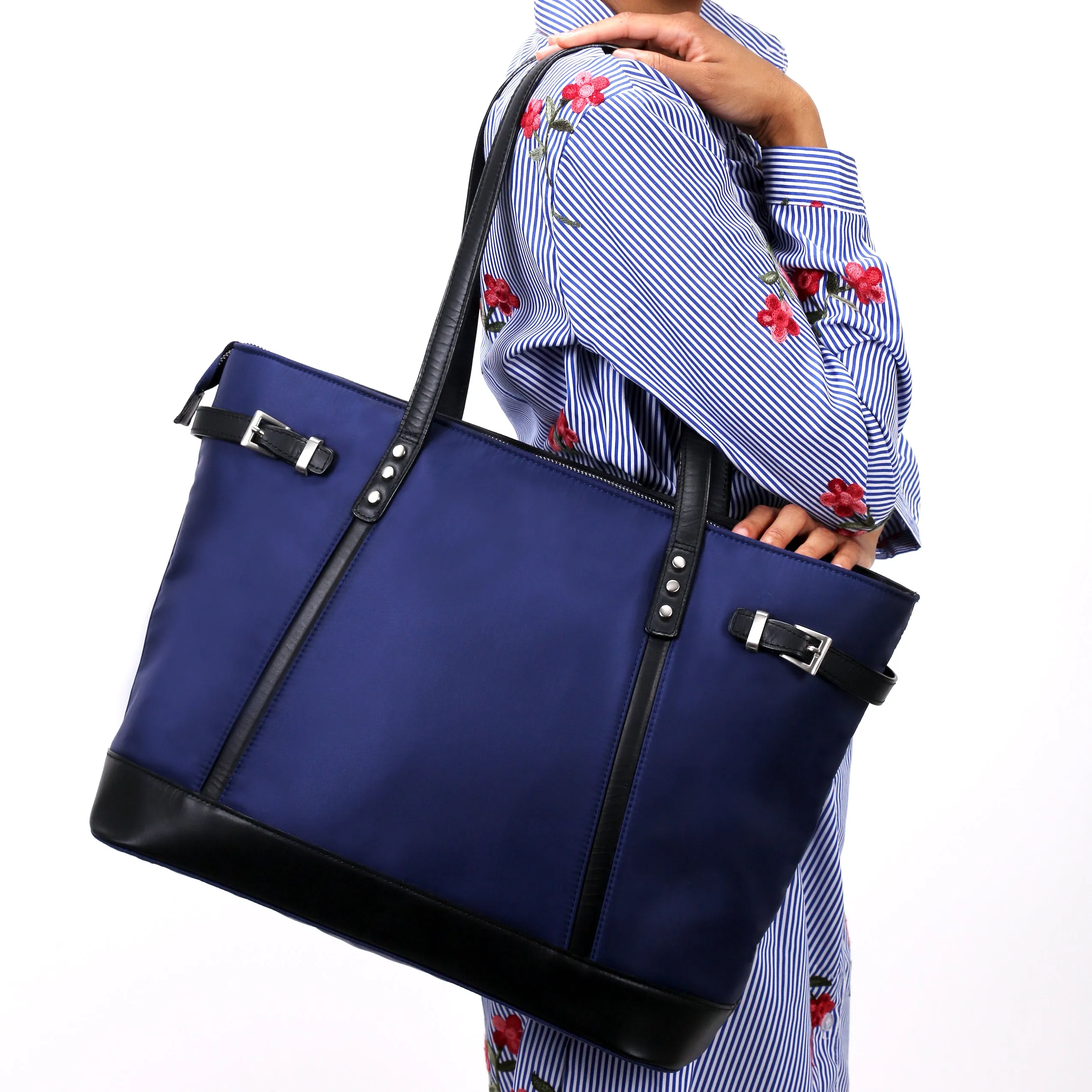 ARIA | Nylon Tote
