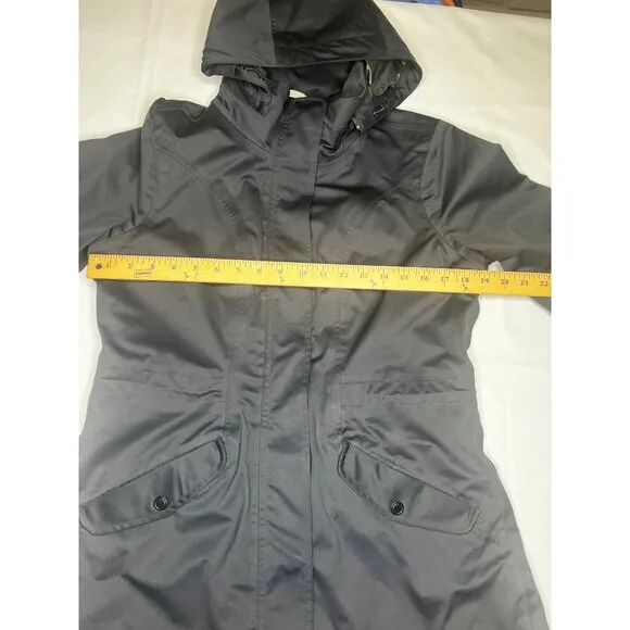 Athleta Womens Black Chills Hooded Parka Coat Fishtail back Medium