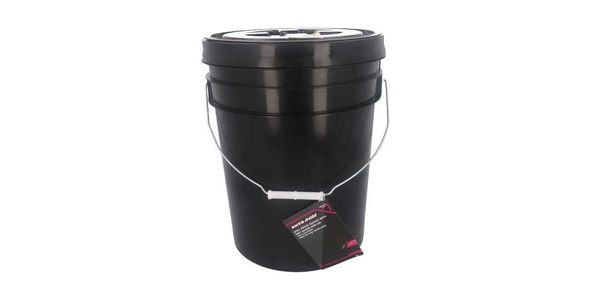 Autogear Bucket With Grid Guard And Lid 20L