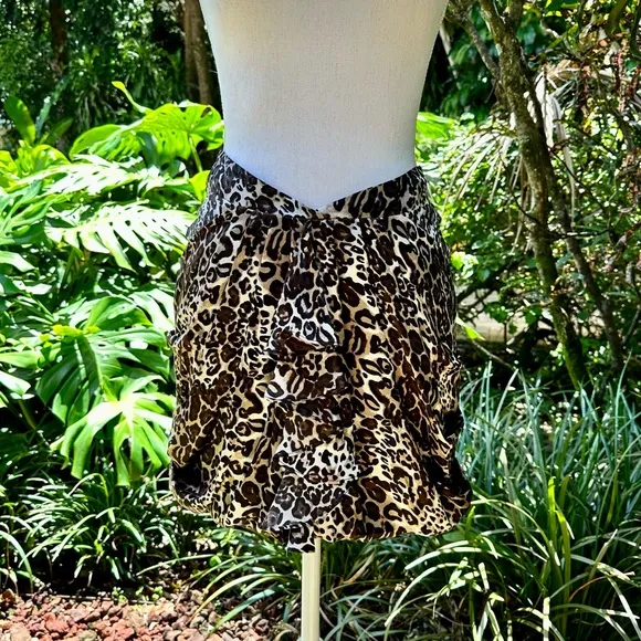 Bebe Leopard Print 100% Silk Skirt