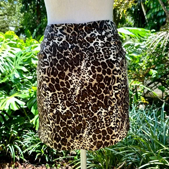 Bebe Leopard Print 100% Silk Skirt