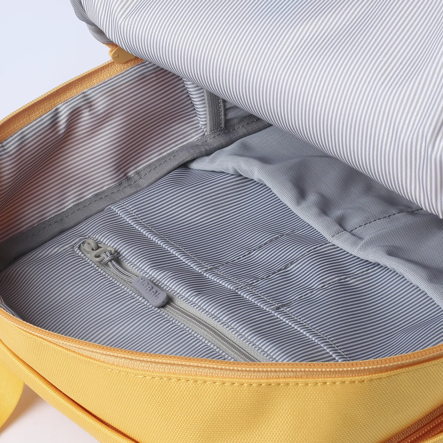Budd Gizza 13" Laptop Backpack - KaBloom