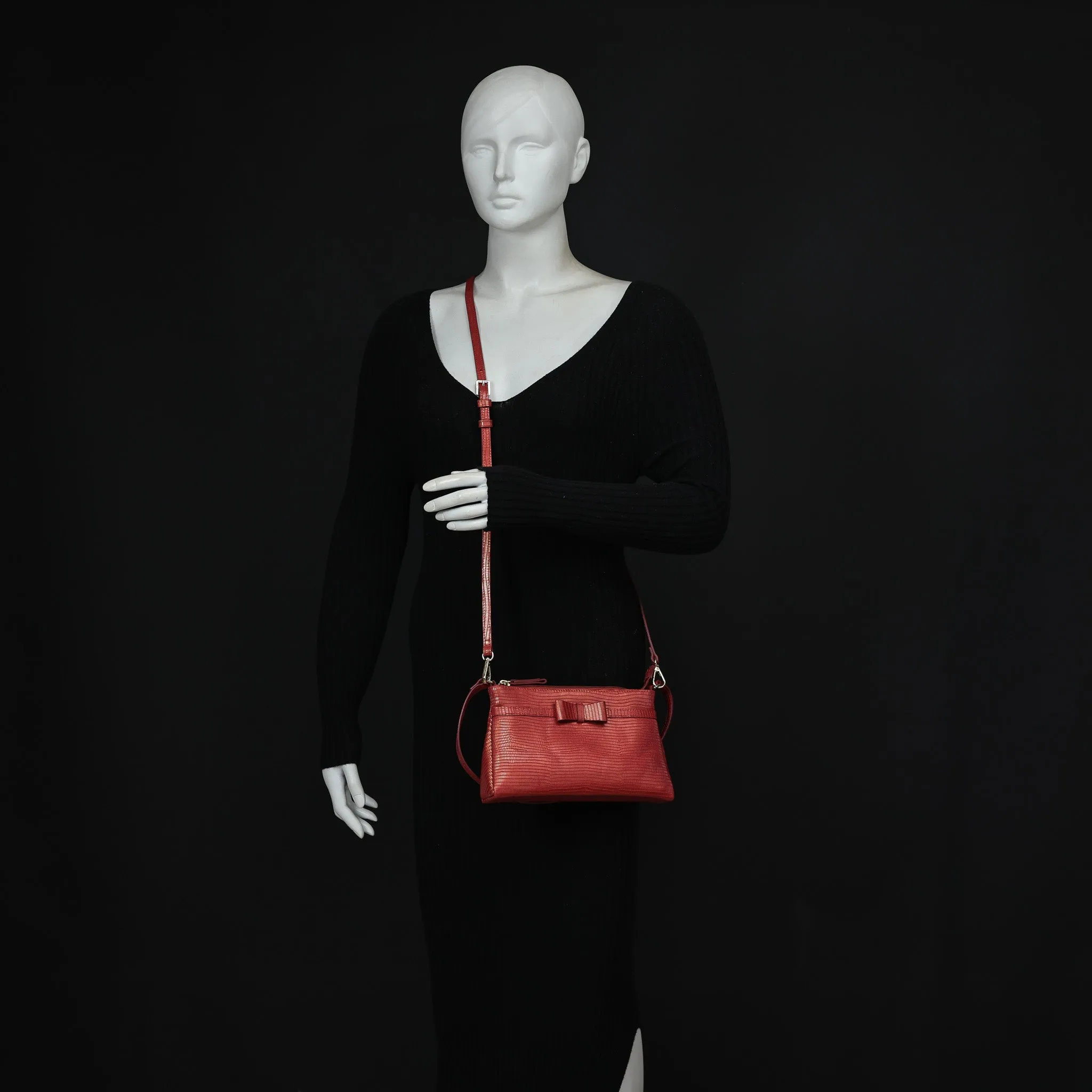 CA 1582 | EMBOSSED PRINT | RED