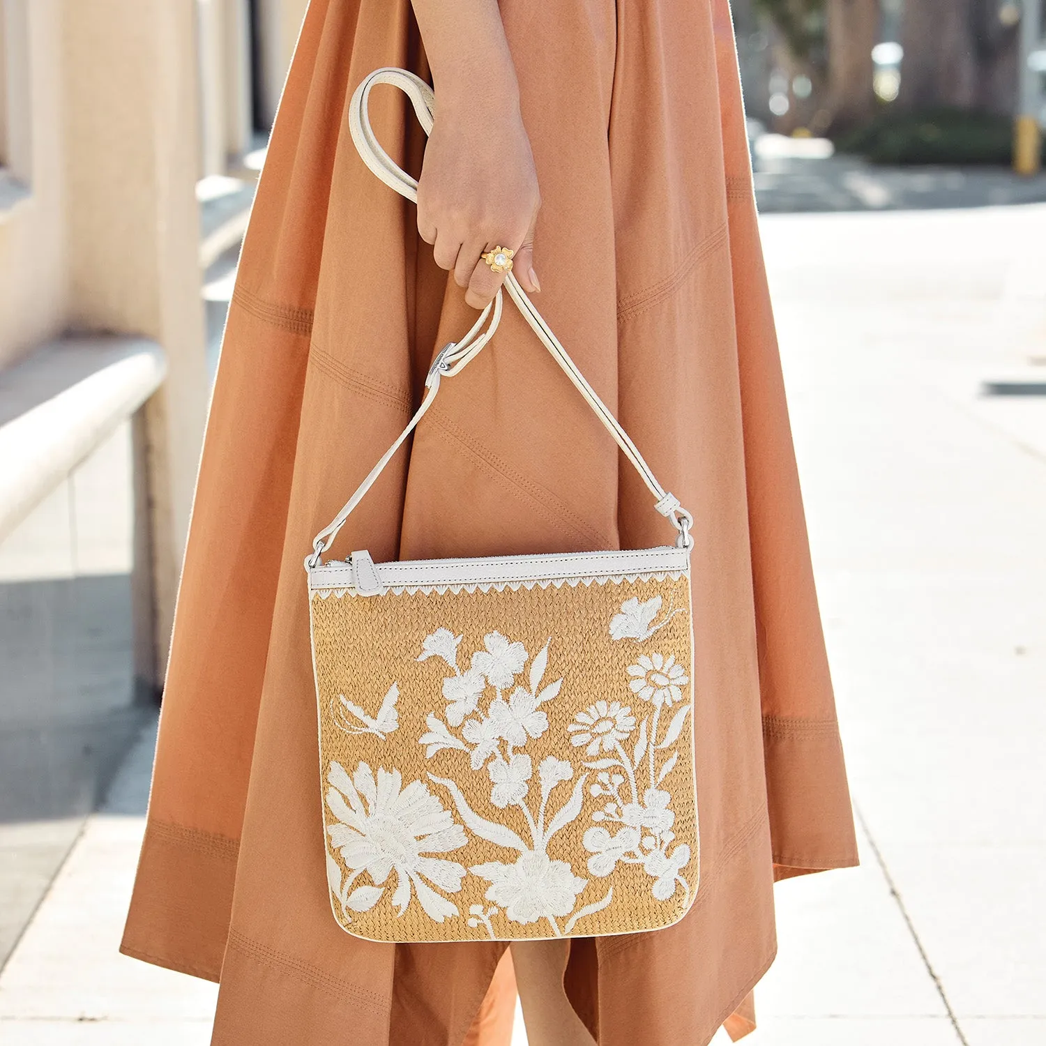 Carter Straw Messenger - H15892