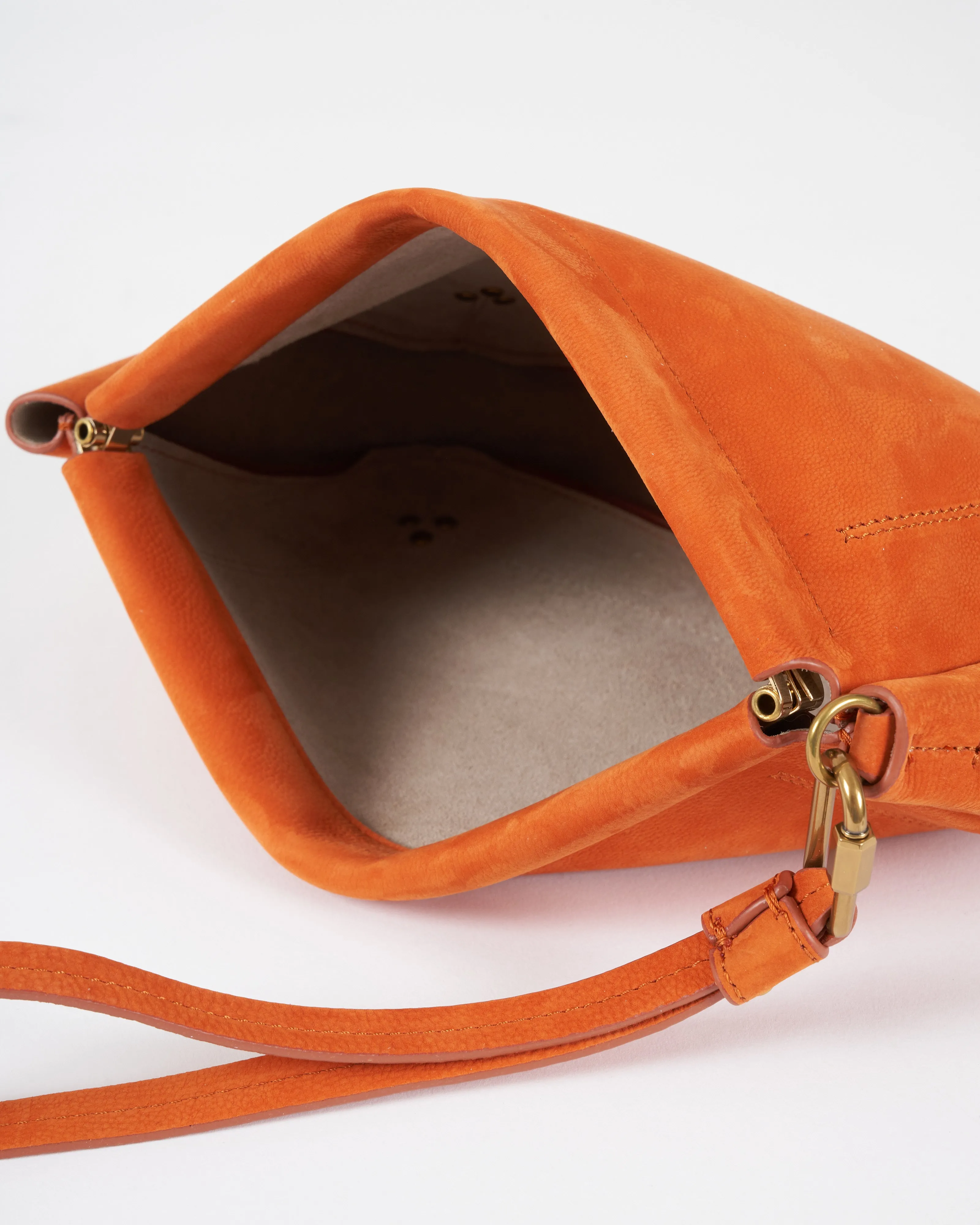 clap large - nubuck orange