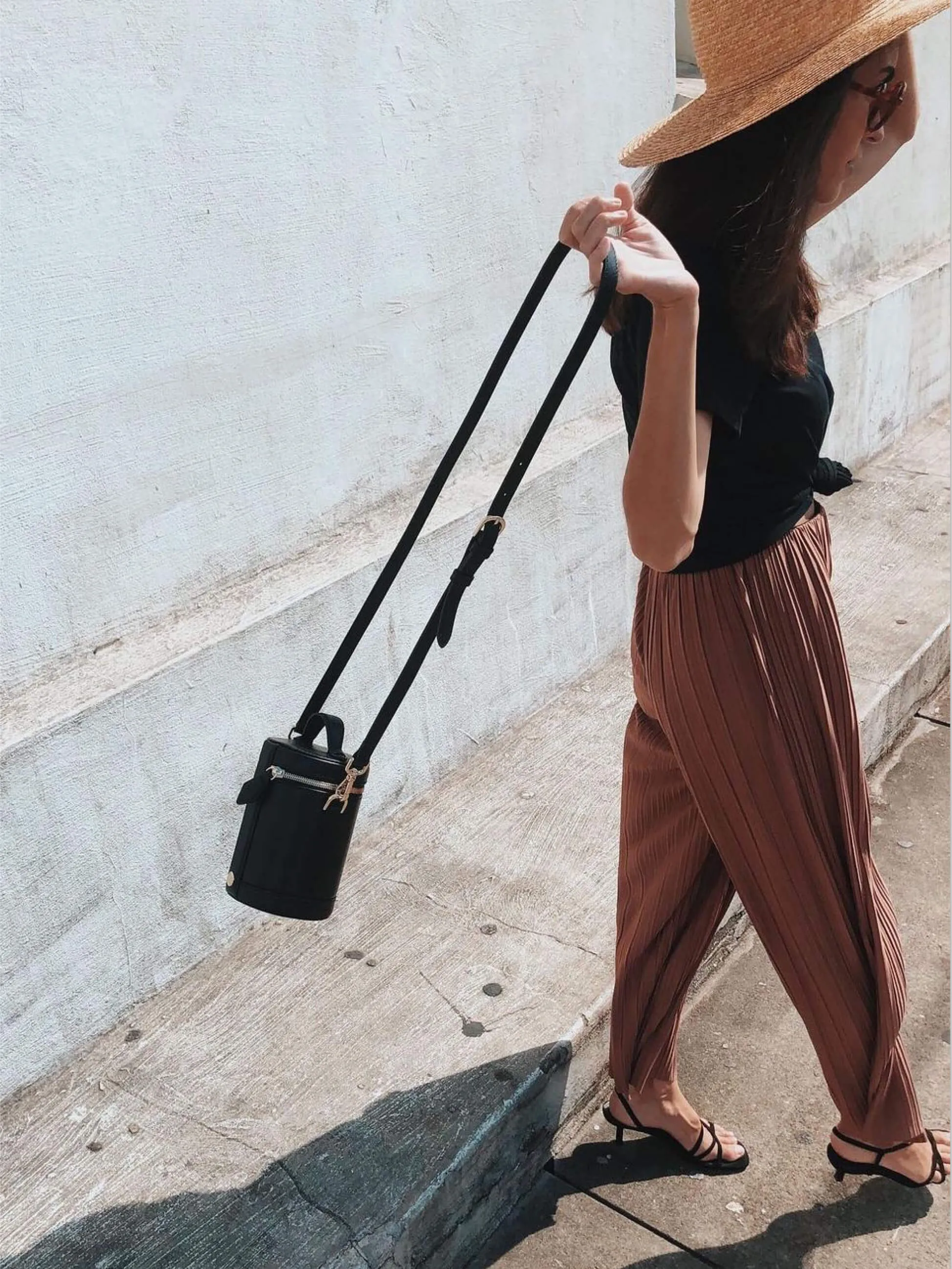 Crossbody Capsule