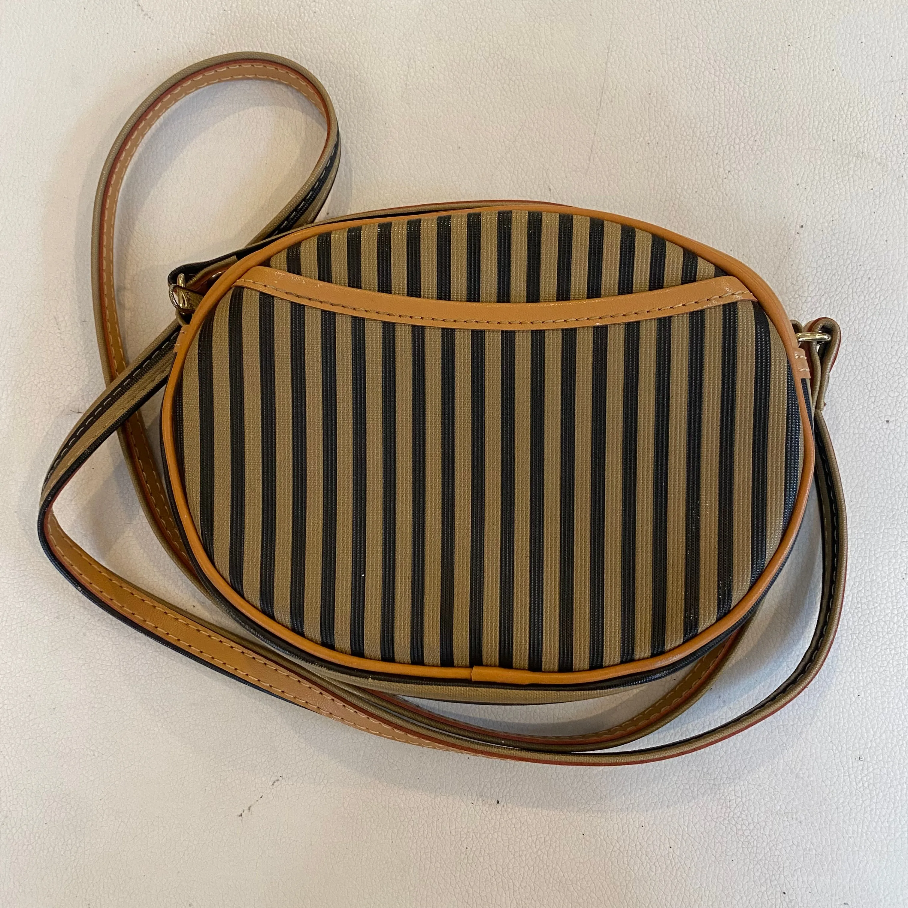 FENDI Vintage Oval Crossbody/ Shoulder Bag Tan/Brown