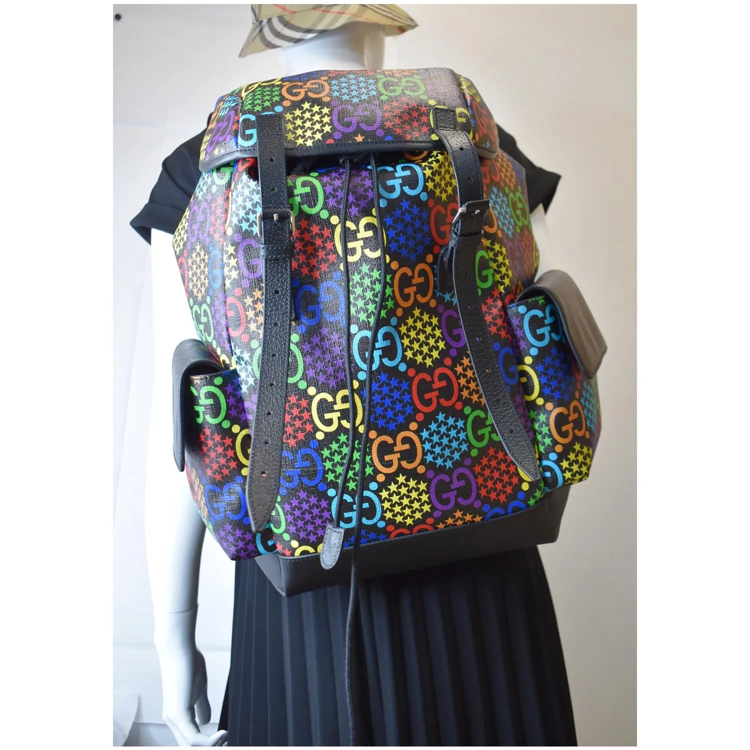 GUCCI GG Psychedelic Supreme Medium Backpack Bag Black 598140