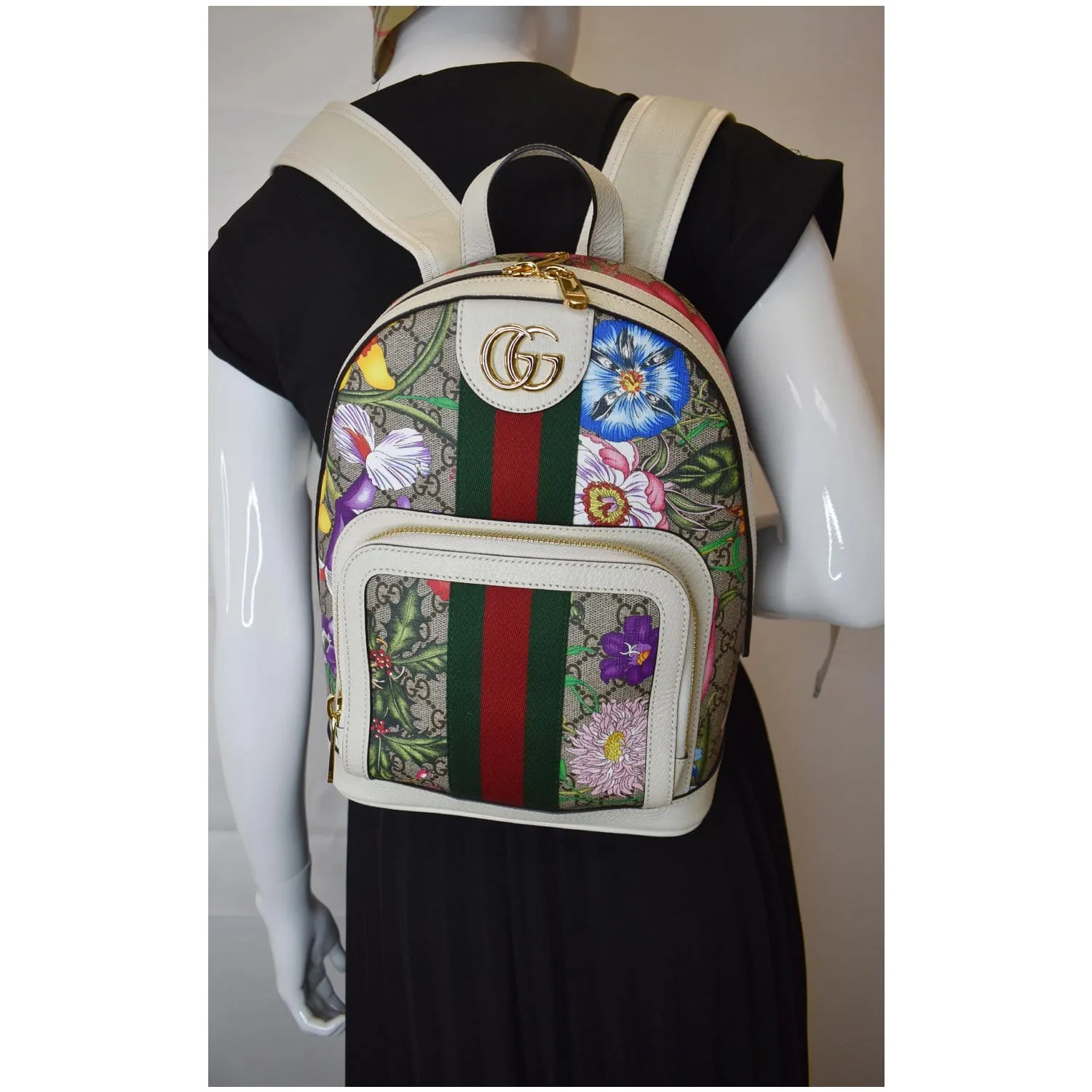 GUCCI Ophidia GG Flora Small Supreme Canvas Backpack Bag Beige 547965