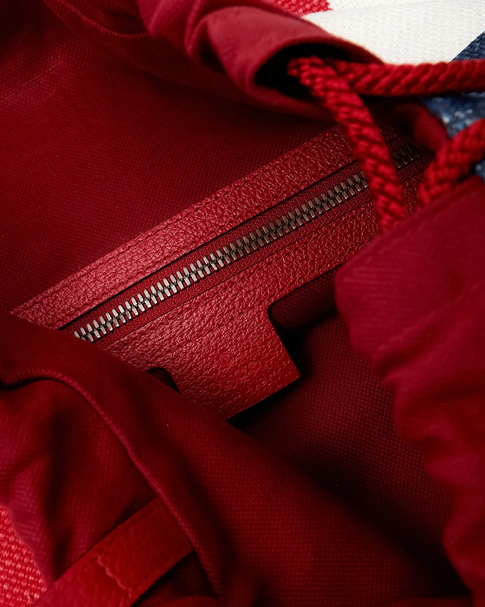 Gucci Red/Blue/White Sylvie Stripe Canvas Drawstring Backpack