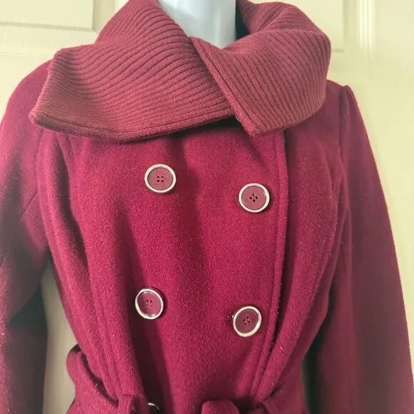 Guess Los Angeles Stylish Burgundy Double-Breasted Belted Coat - Size XS