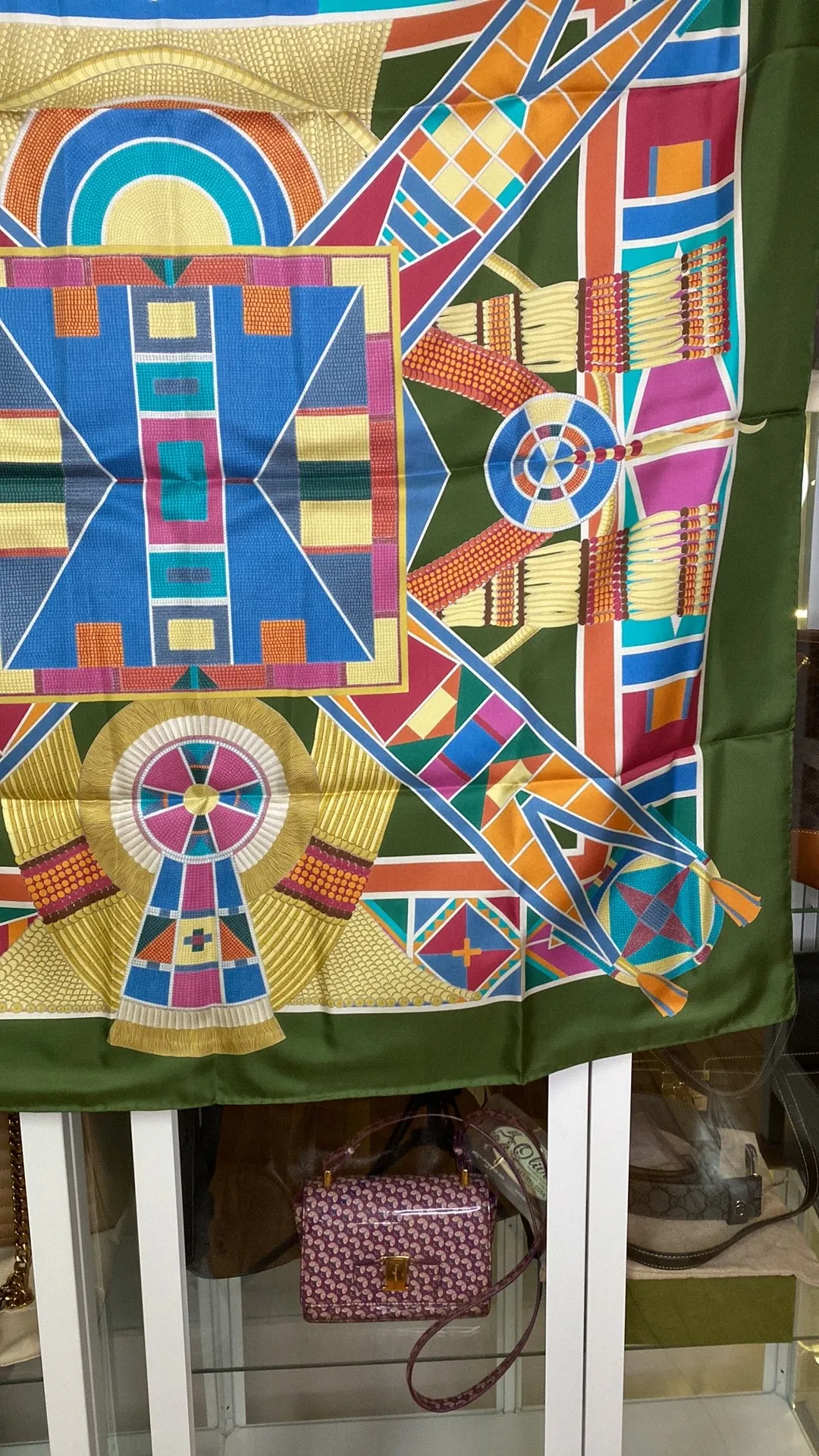 Hermes L'Art Indien des Plaines Silk Scarf 90