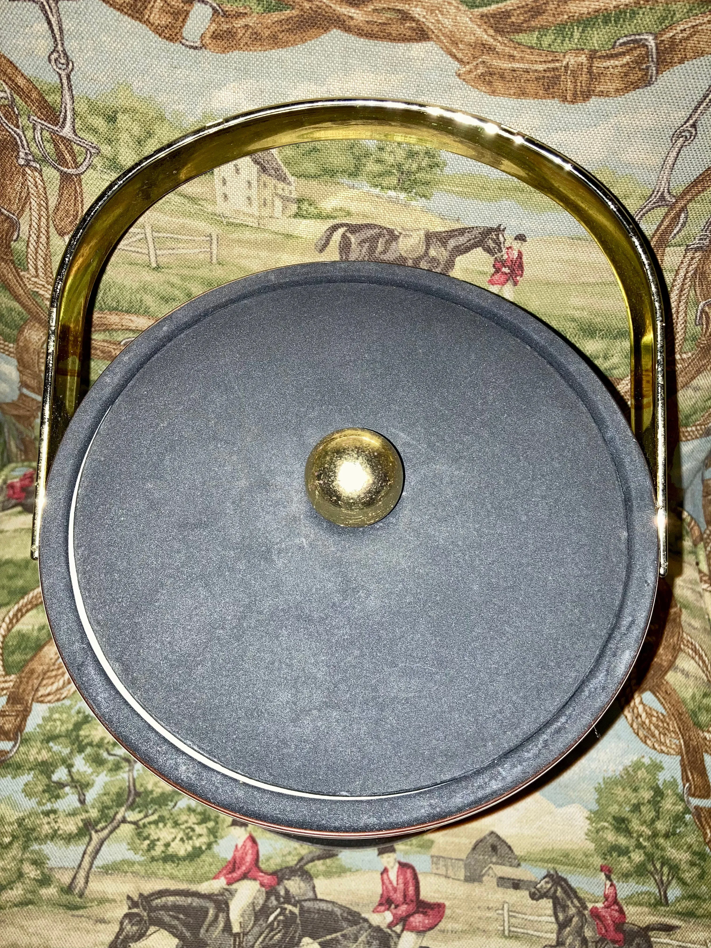 Ice Bucket Black with Fox and Hunt Horn Image