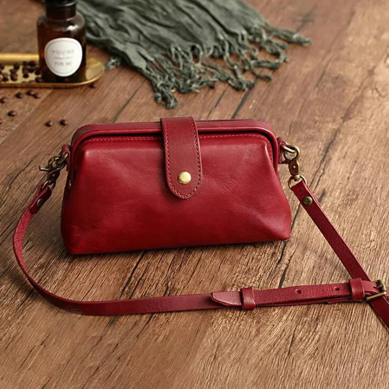 Kara | Stylish Shoulder Bag with Contemporary Design