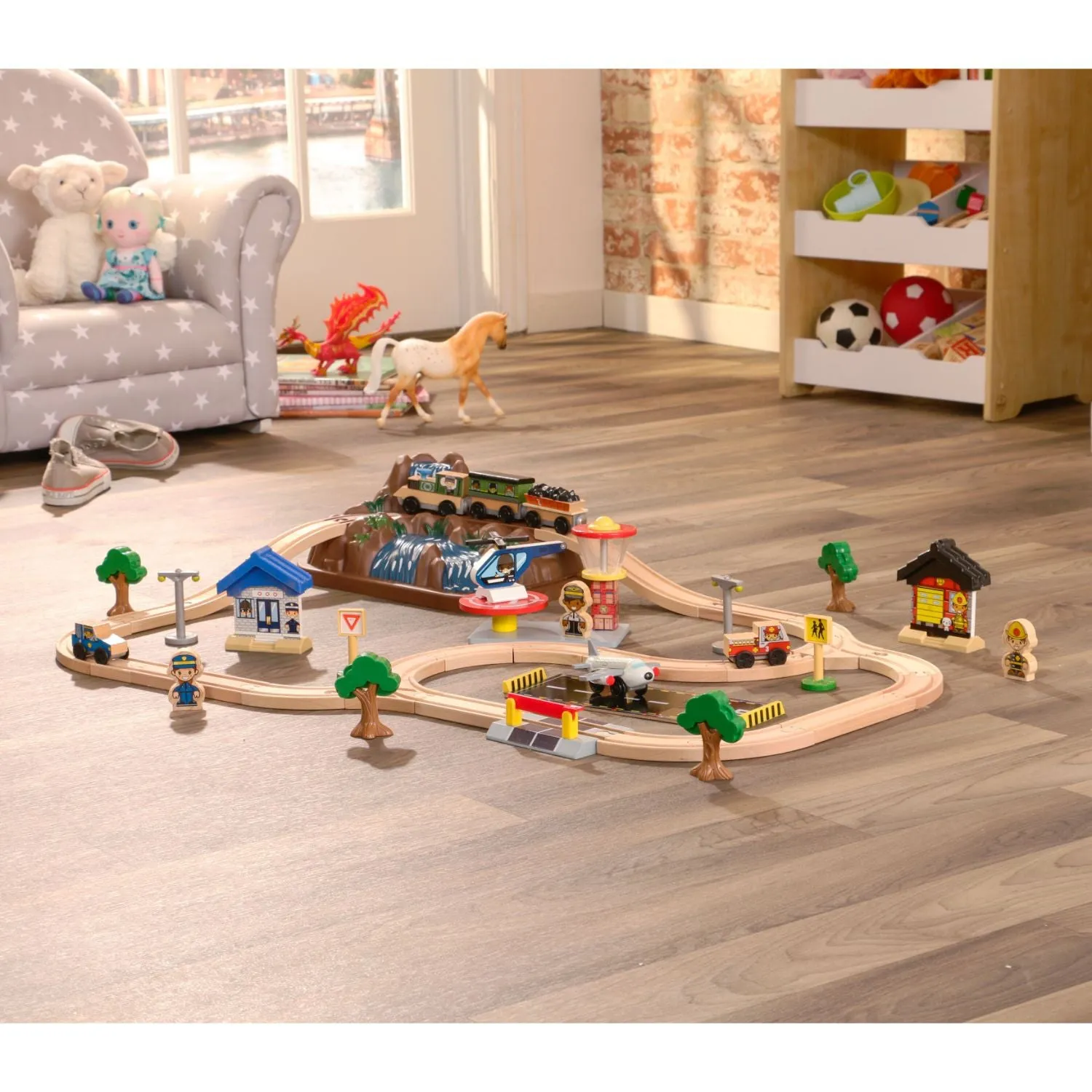 KidKraft Bucket Top Mountain Train Set