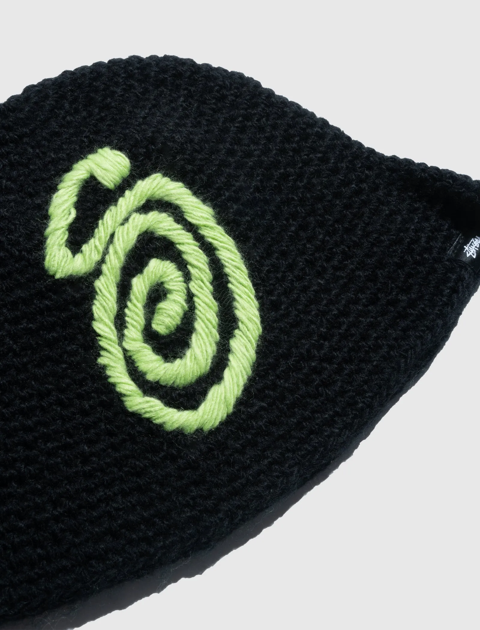 KNIT BUCKET HAT