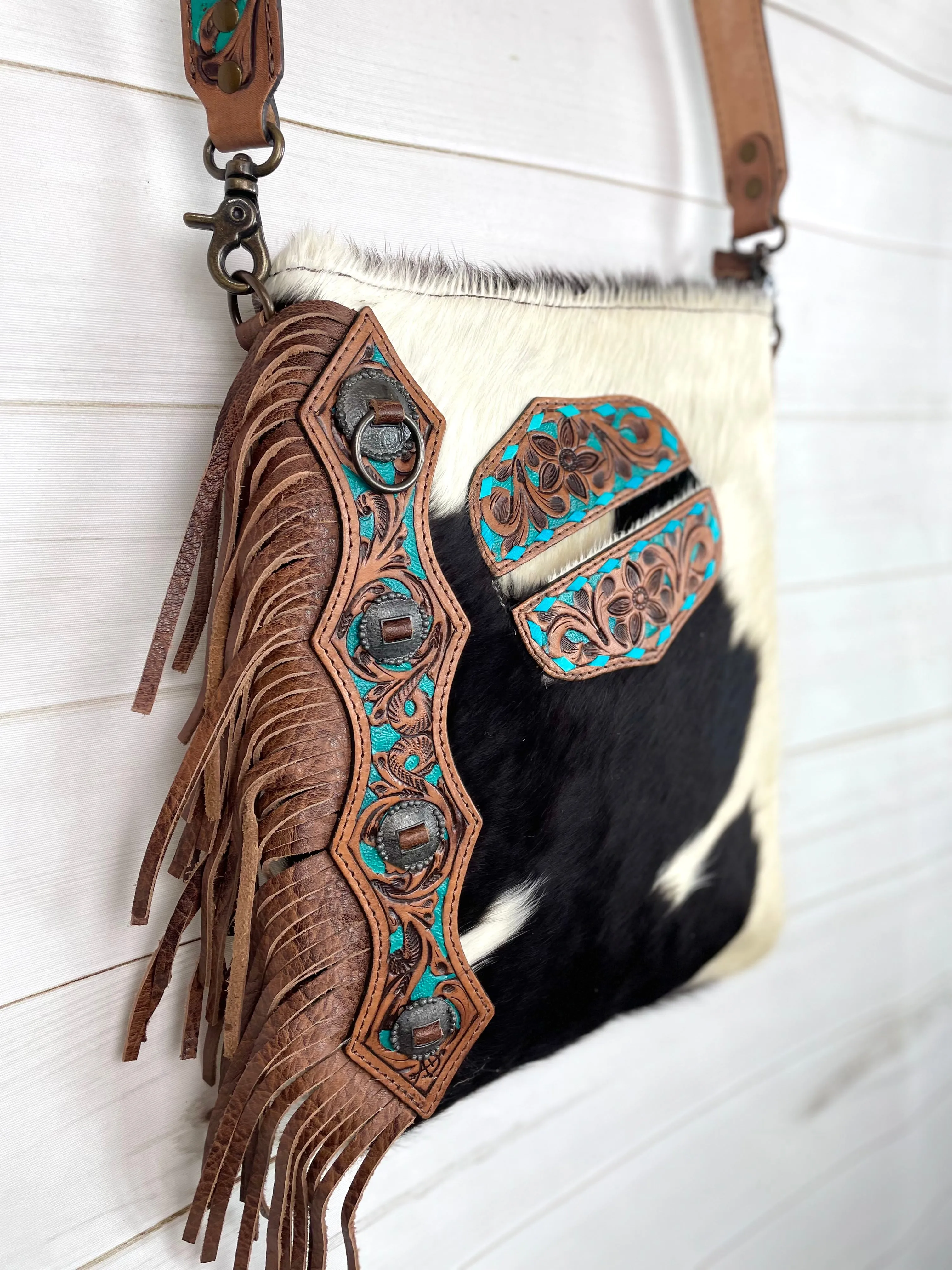 La Paz Hide Leather Turquoise Tooled Pocket Side Fringe Bag