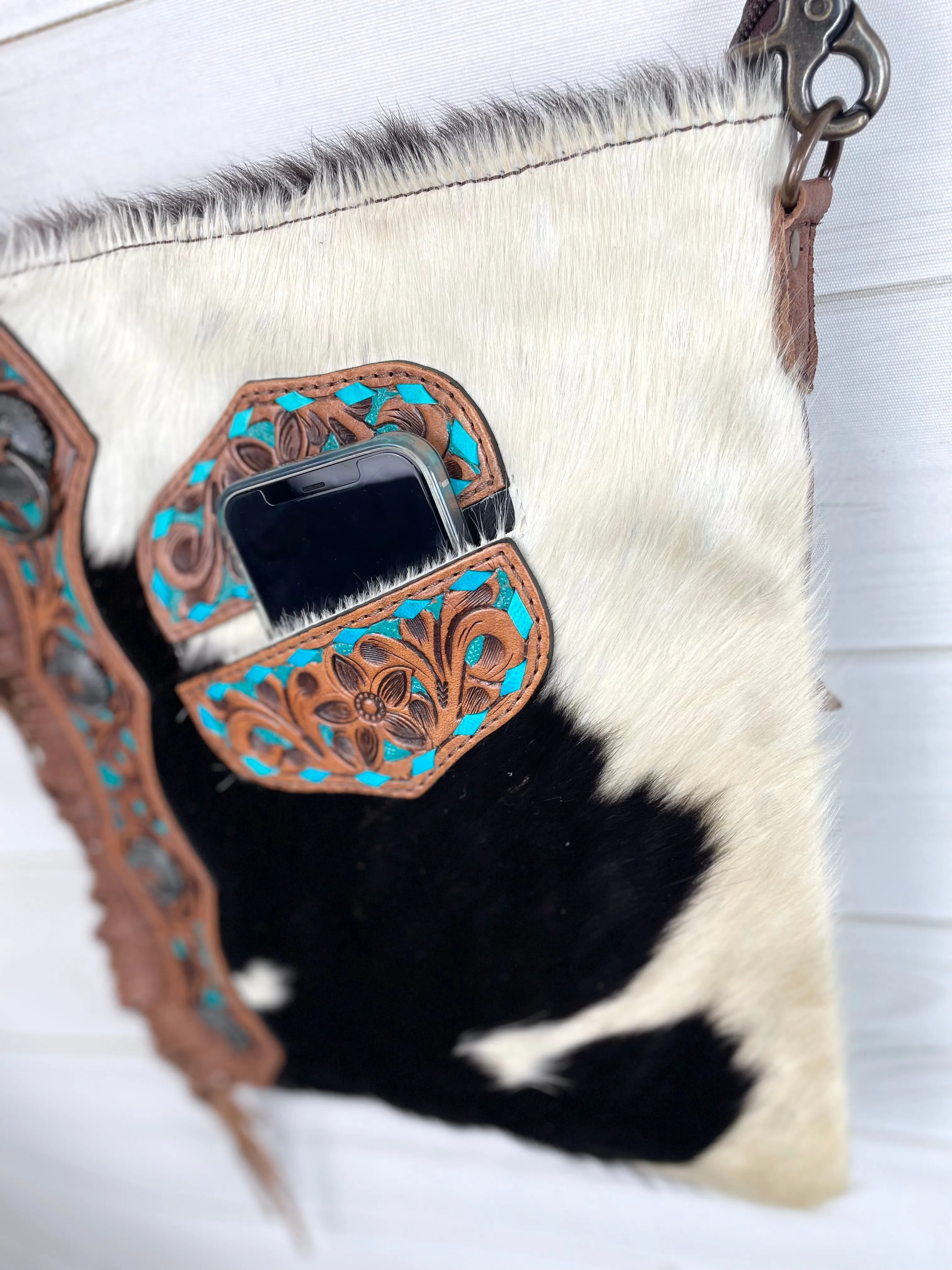 La Paz Hide Leather Turquoise Tooled Pocket Side Fringe Bag