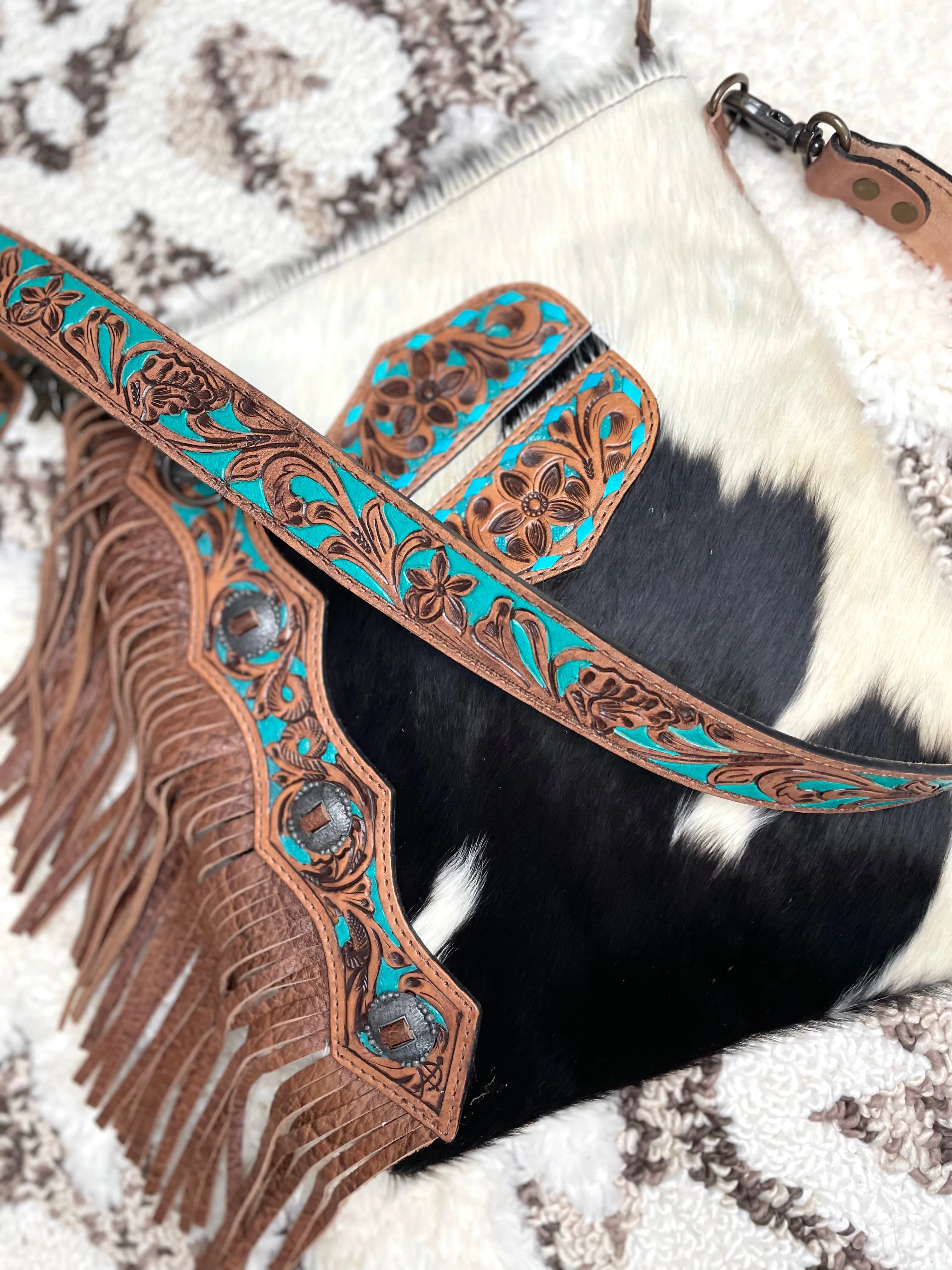 La Paz Hide Leather Turquoise Tooled Pocket Side Fringe Bag
