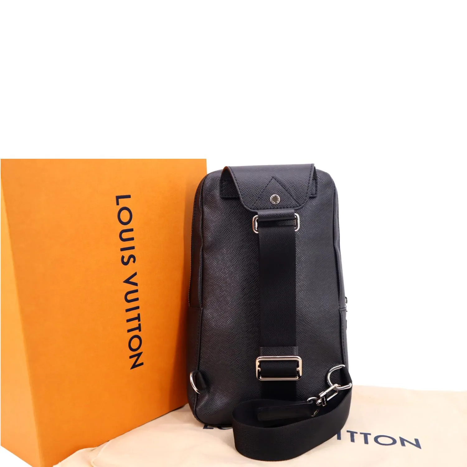 LOUIS VUITTON Avenue Sling Taiga Leather Backpack Bag Black