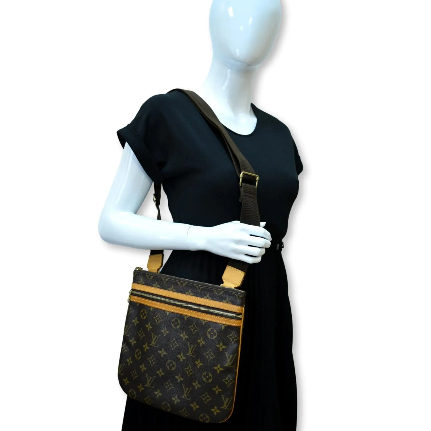 LOUIS VUITTON Bosphore Pochette Monogram Canvas Shoulder Bag Brown