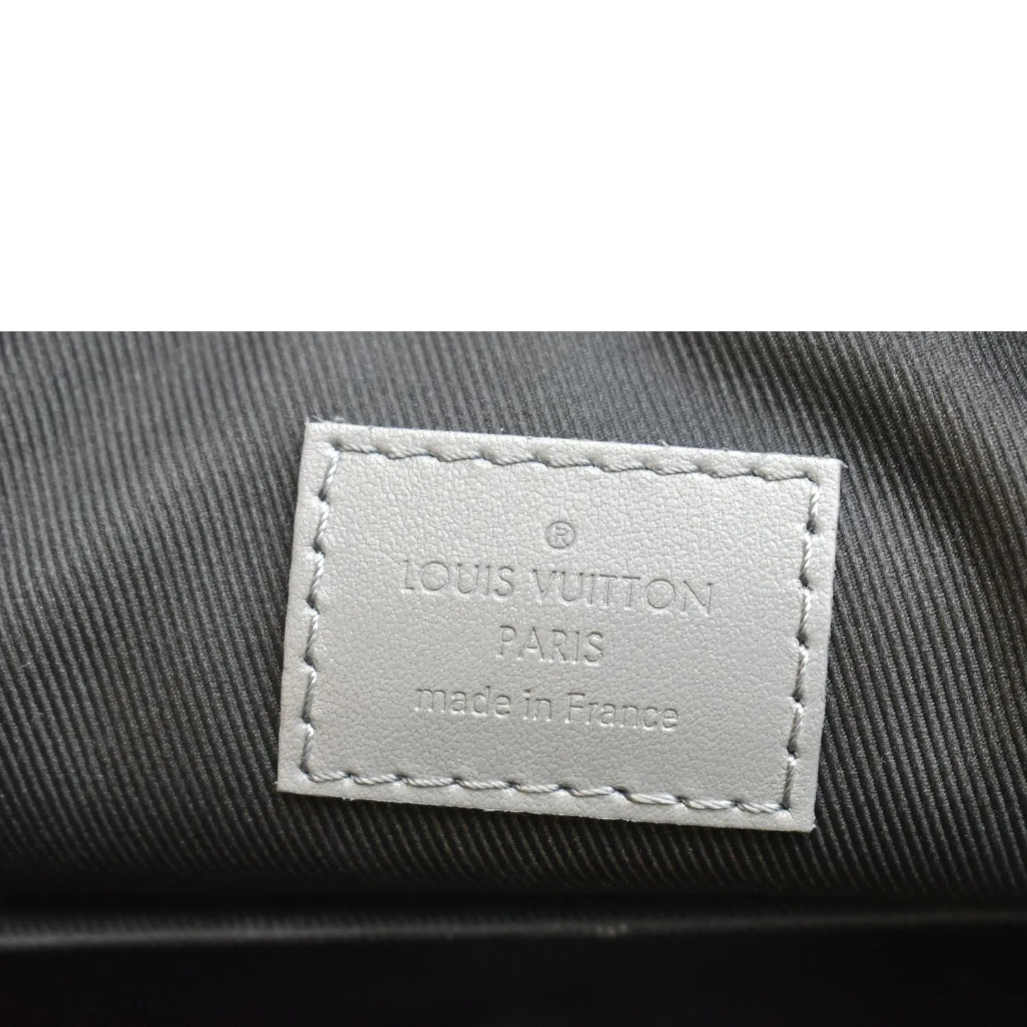 LOUIS VUITTON Duo Messenger Monogram Shadow Leather Shoulder Bag Grey