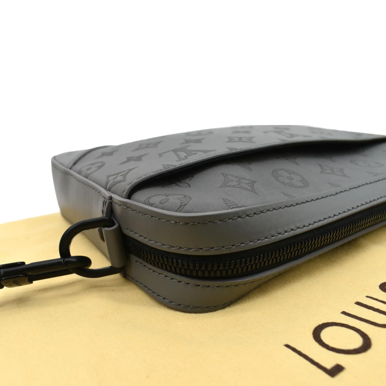 LOUIS VUITTON Duo Messenger Monogram Shadow Leather Shoulder Bag Grey