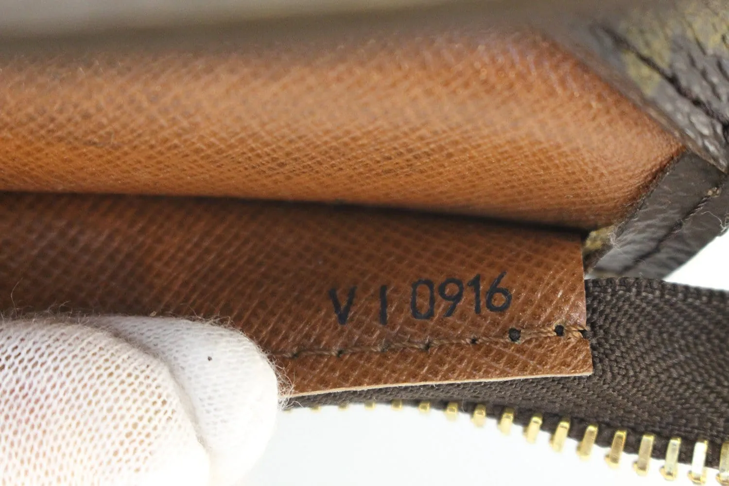 LOUIS VUITTON Monogram Canvas Babylone Shoulder Tote Bag