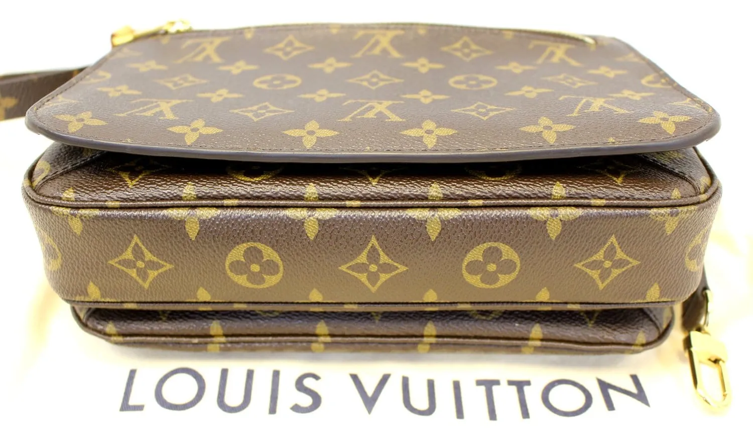 LOUIS VUITTON Monogram Canvas Metis Pochette Crossbody Bag