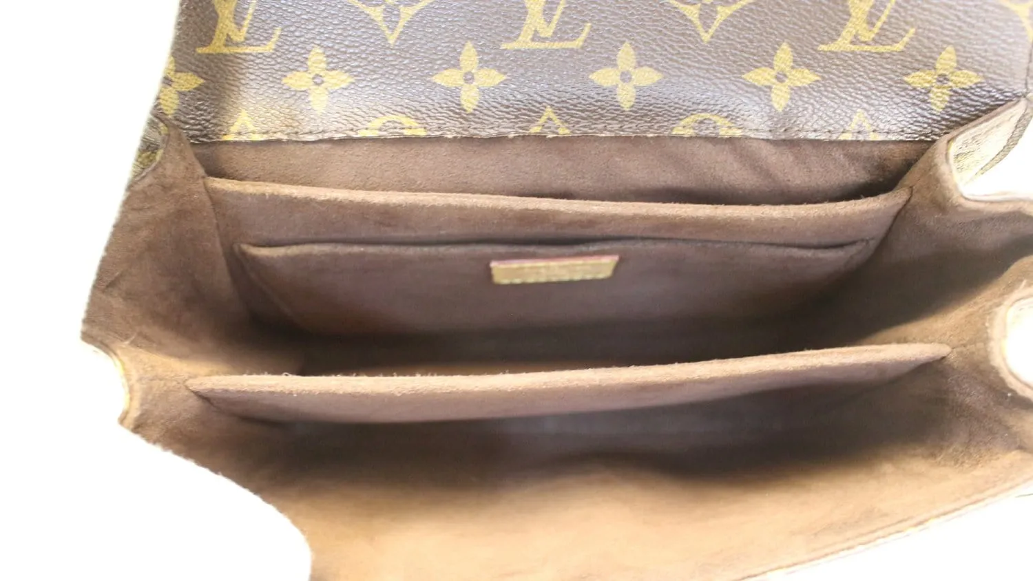 LOUIS VUITTON Monogram Canvas Metis Pochette Crossbody Bag