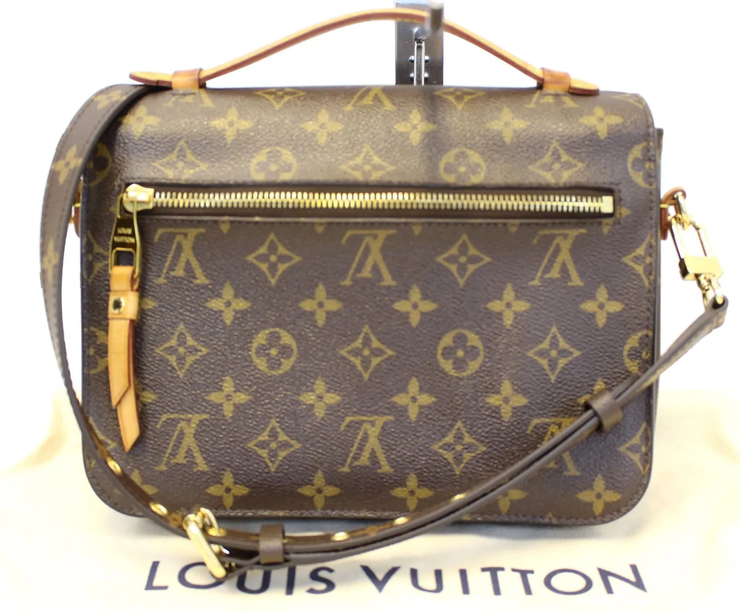 LOUIS VUITTON Monogram Canvas Metis Pochette Crossbody Bag