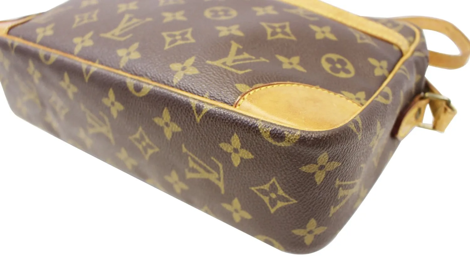 LOUIS VUITTON Monogram Canvas Trocadero 30 Crossbody Bag