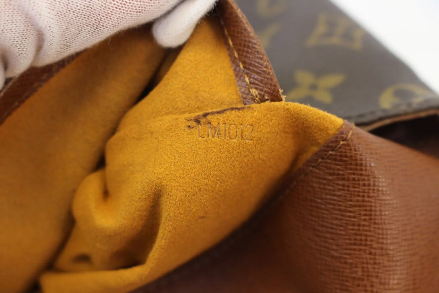 LOUIS VUITTON Monogram Musette Tango Crossbody Bag