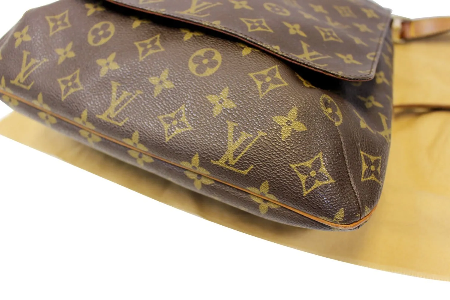 LOUIS VUITTON Musette Salsa GM Monogram Crossbody Shoulder Bag