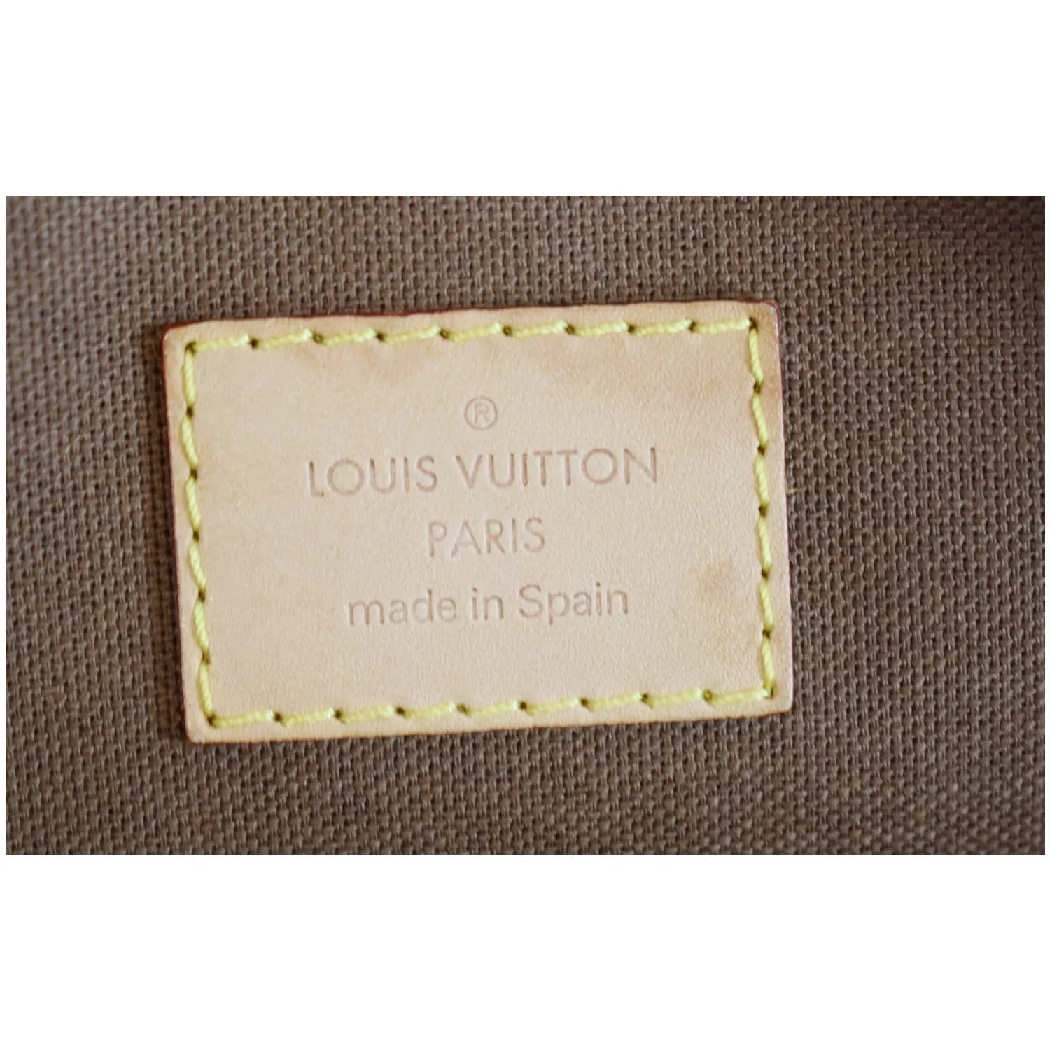 LOUIS VUITTON Sac Bosphore Monogram Canvas Messenger Bag Brown