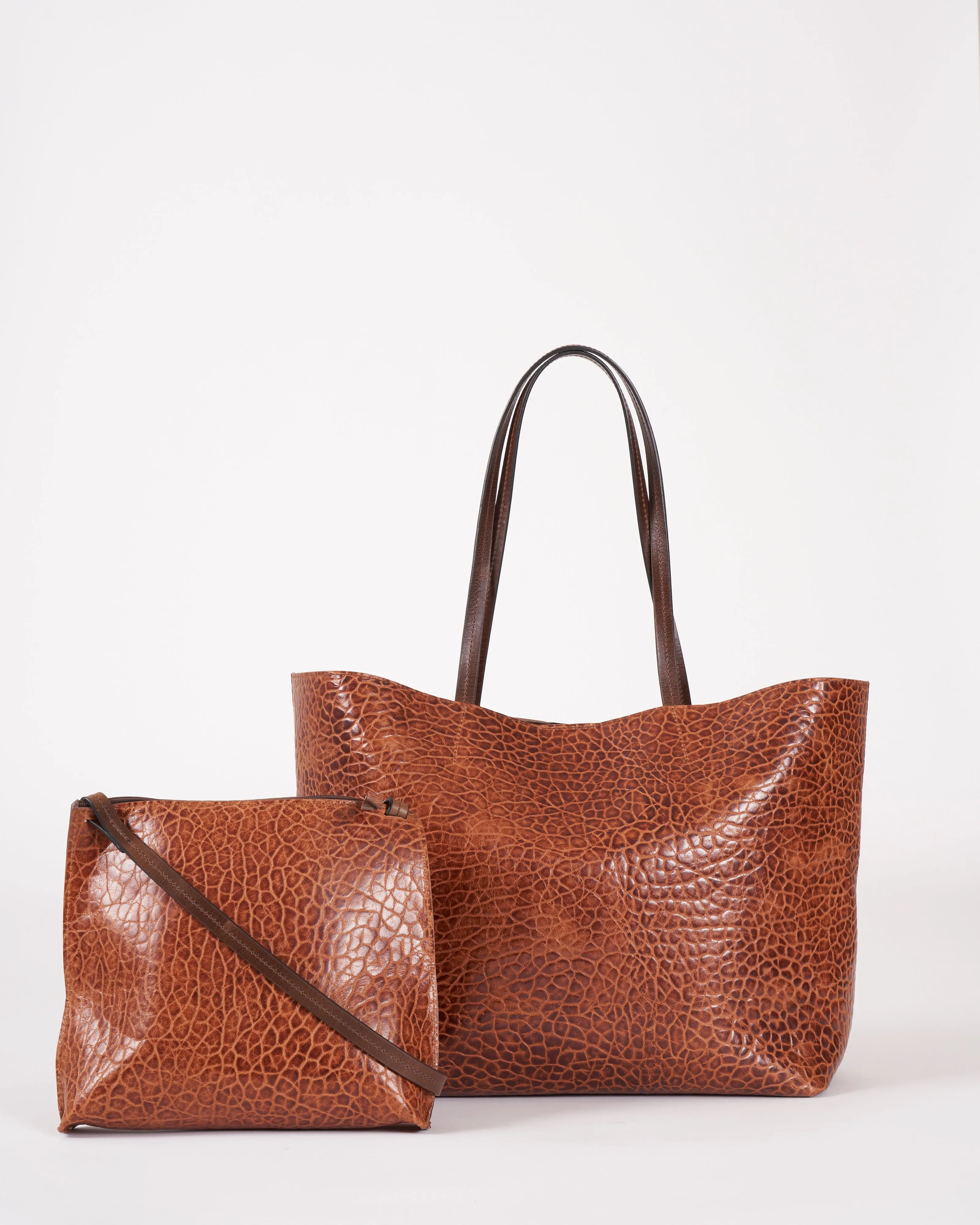 medium essential tote - nutmeg pebbled sheepskin