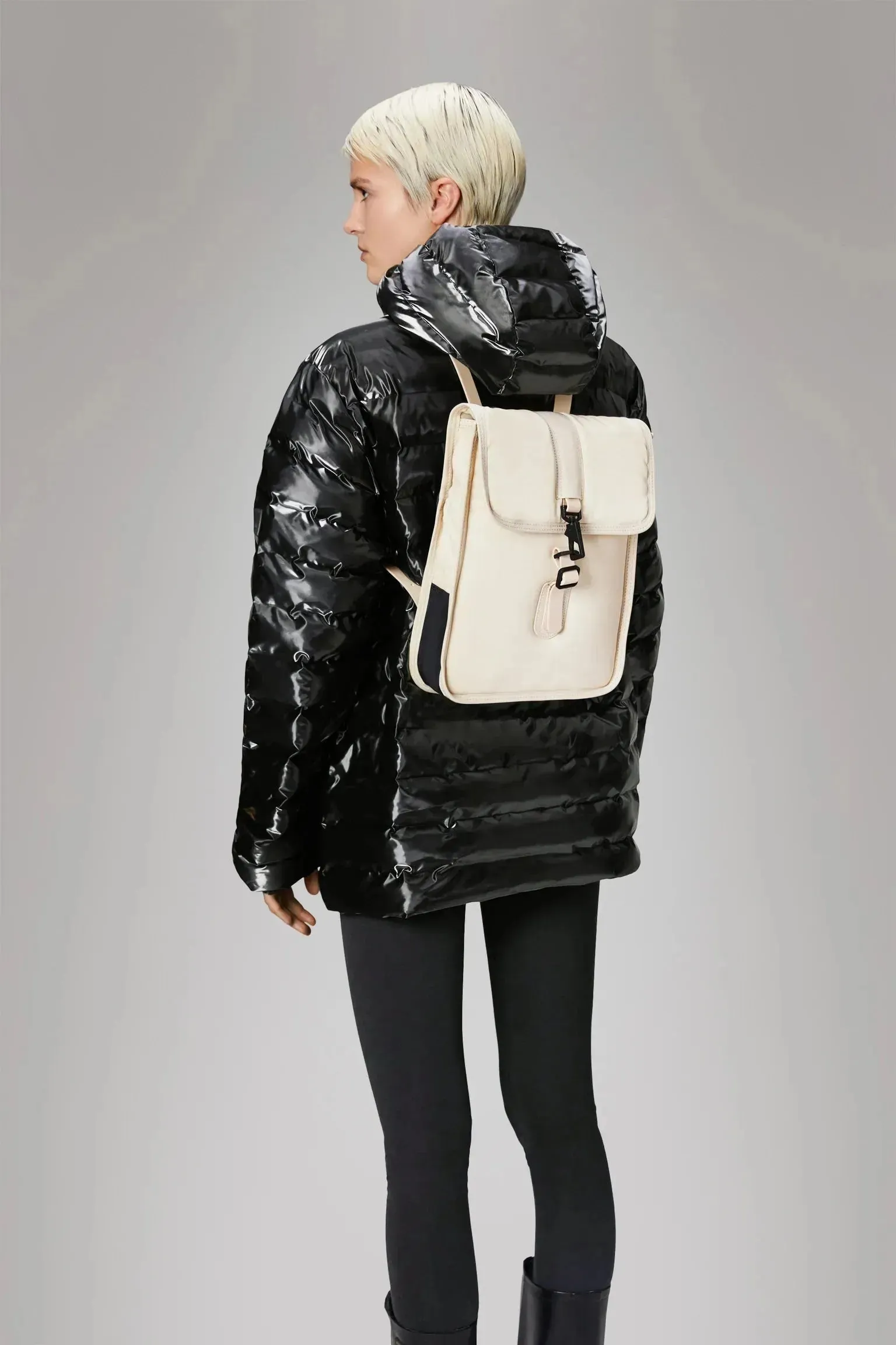 Mochila RAINS Puffed Backpack Micro Dune
