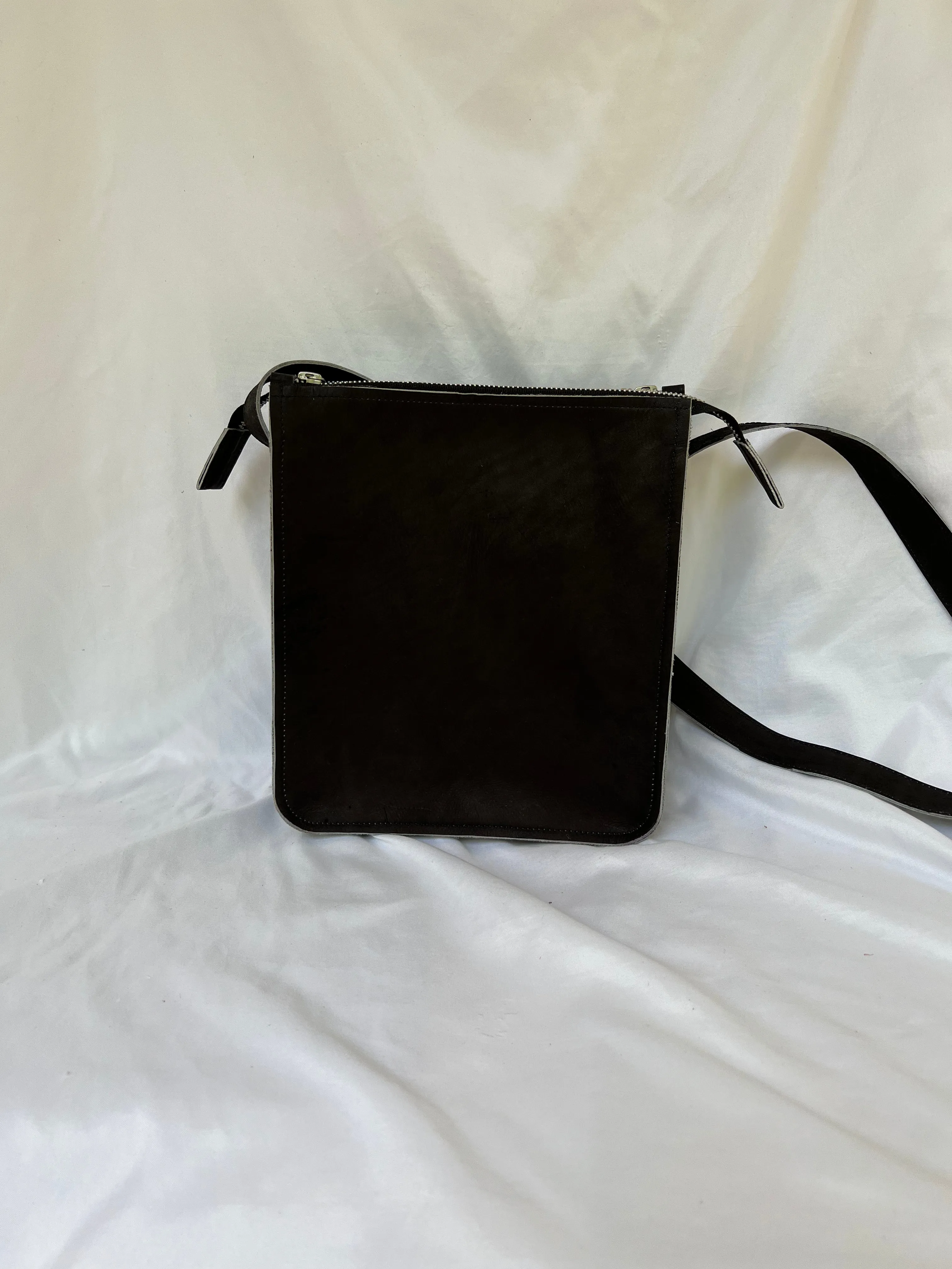 No. 143 Crossbody bag