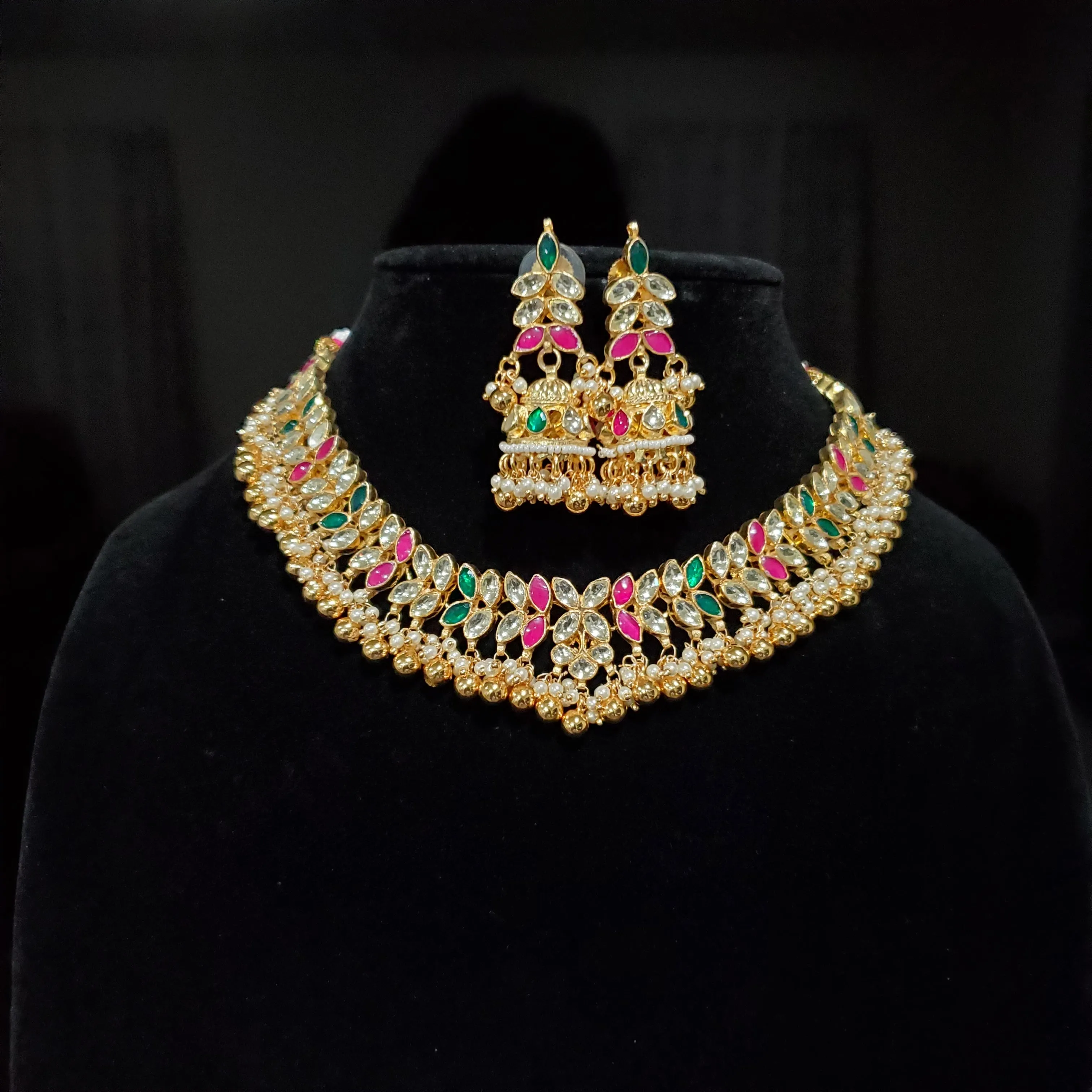 Pachi Kundan Multi Tridha Necklace Set SB56