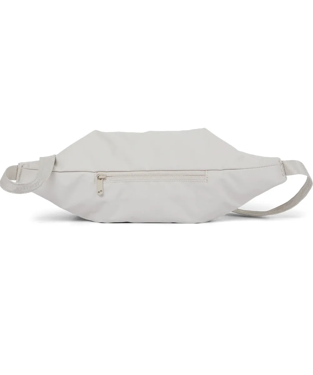 Pinqponq Brik Gürteltasche aus recycelten PET-Flaschen