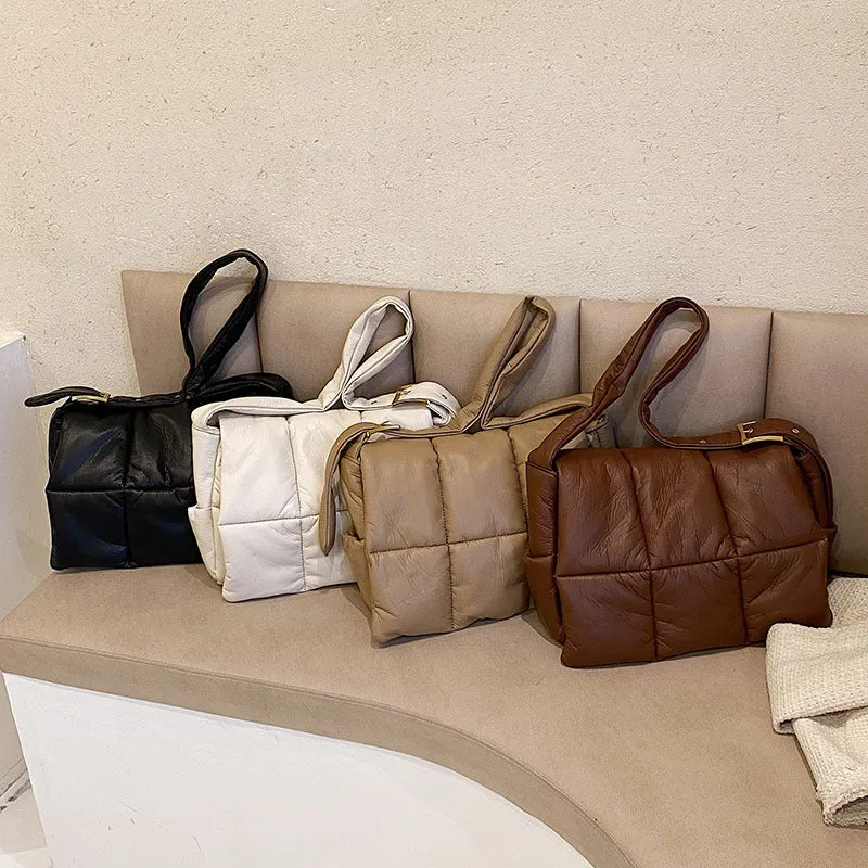Plaid Solid Color Generous Personality Simple One-shoulder Messenger Bag