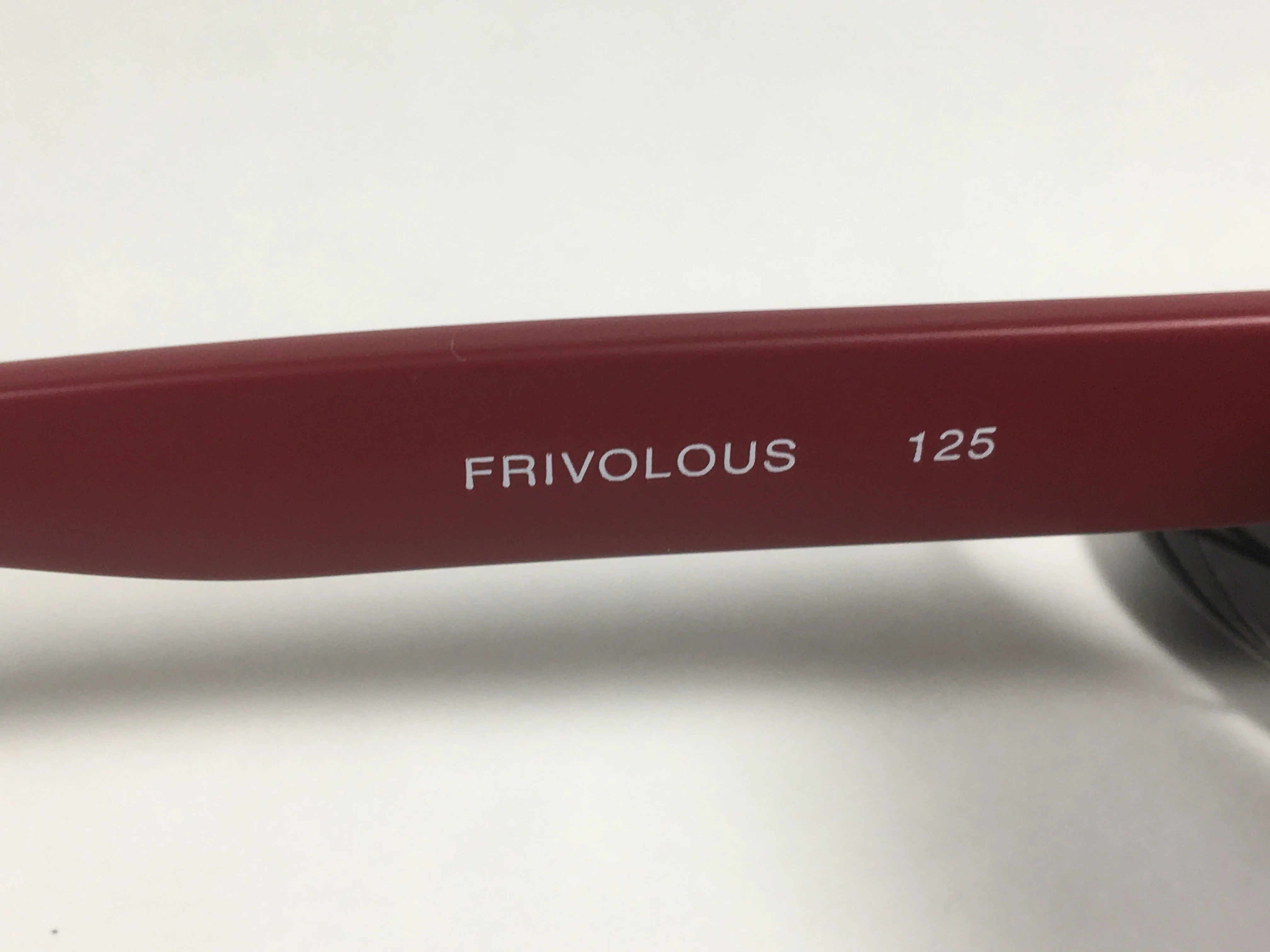 Quay Frivolous QW000293 RED/SMK Oval Sunglasses Matte Red Plastic Frame Smoke Gray Lens
