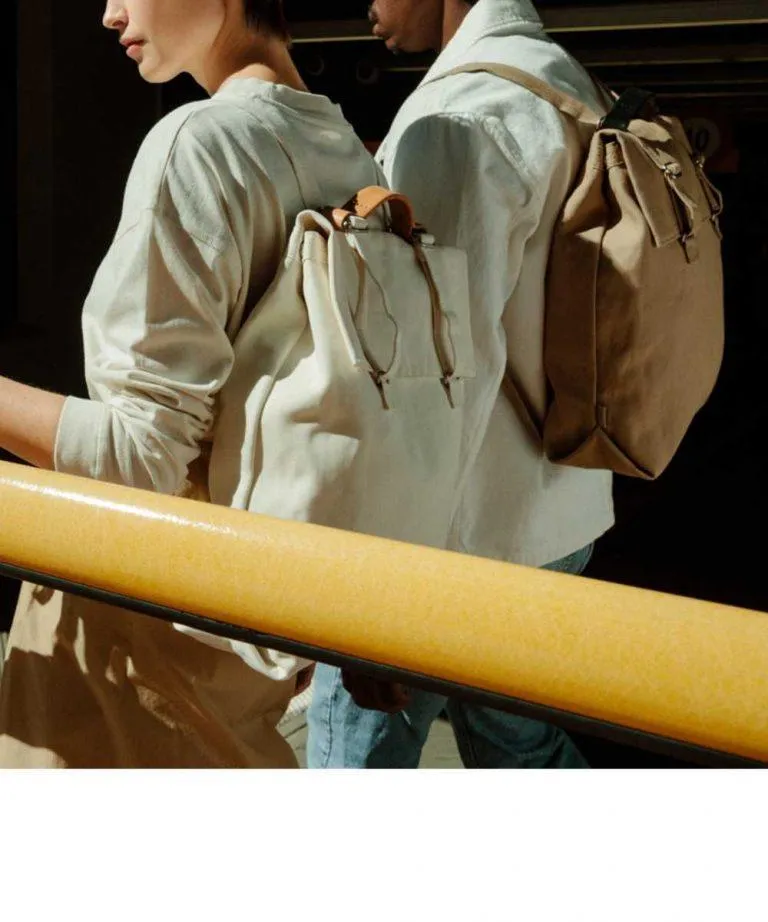 Qwstion Flap Tote Medium Bananatex®