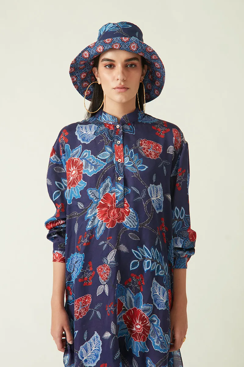 Rockefeller Holidays I  Gelang Printed Reversible Bucket Hat Cotton Satin Red Java collection JV-HAT-04