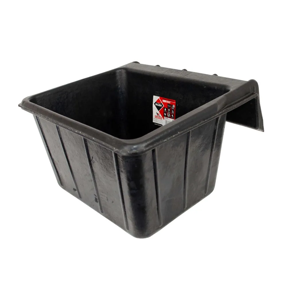 Rubber feed bucket wall