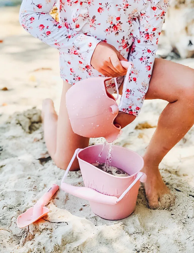 Scrunch Beach Bundle with Bucket, Spade, Rake & Moulds - Dusty Rose