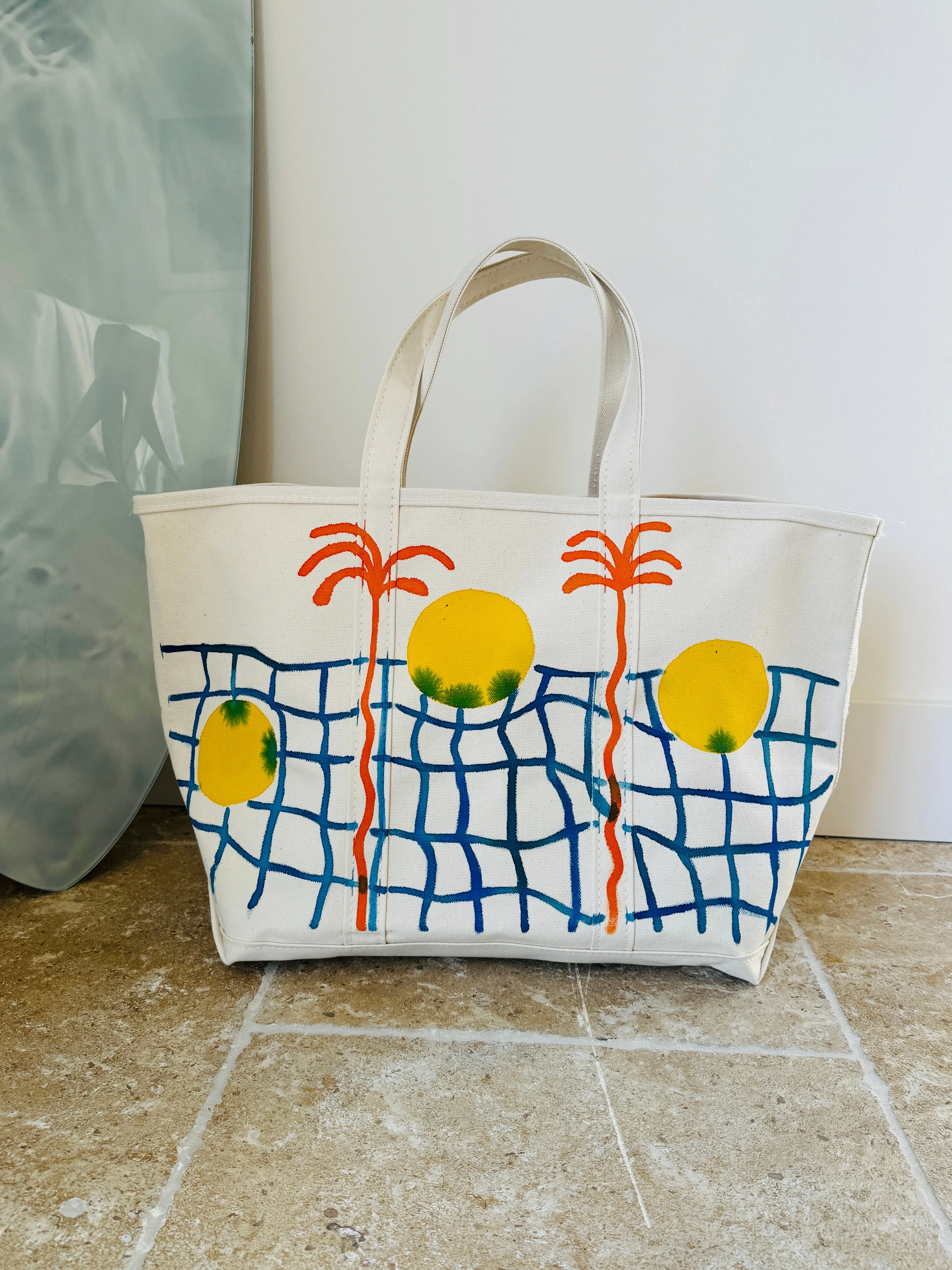 Short Court Large Tote 3