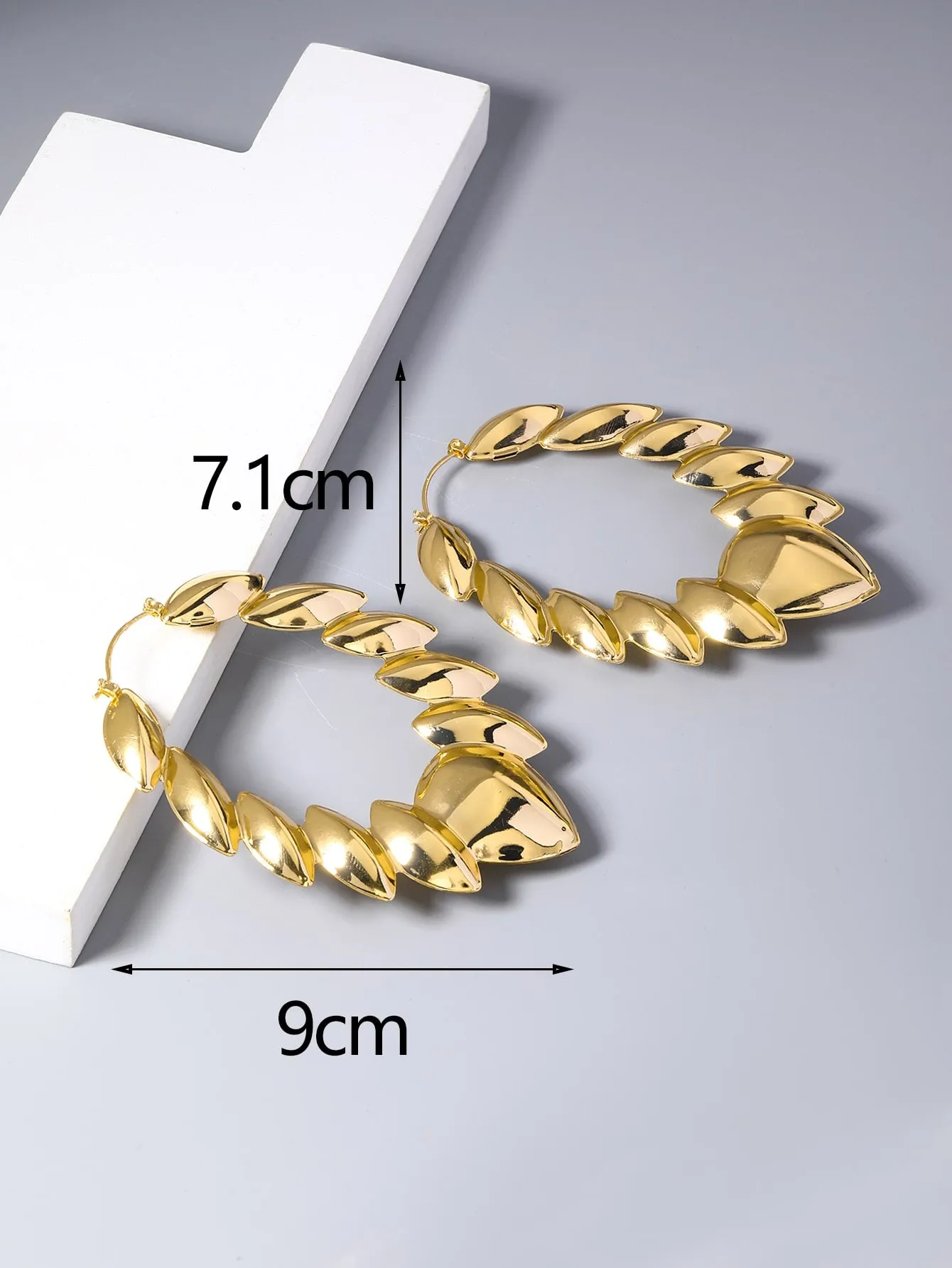 Simple Personalized & Versatile Earrings - Gold