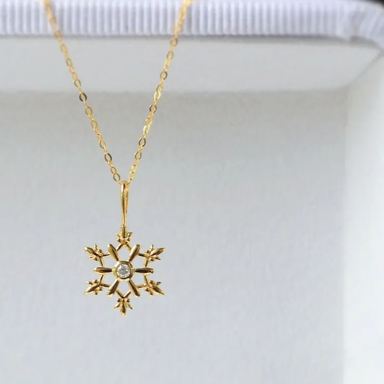 Snowflake Necklace - Joan (Solid Silver)